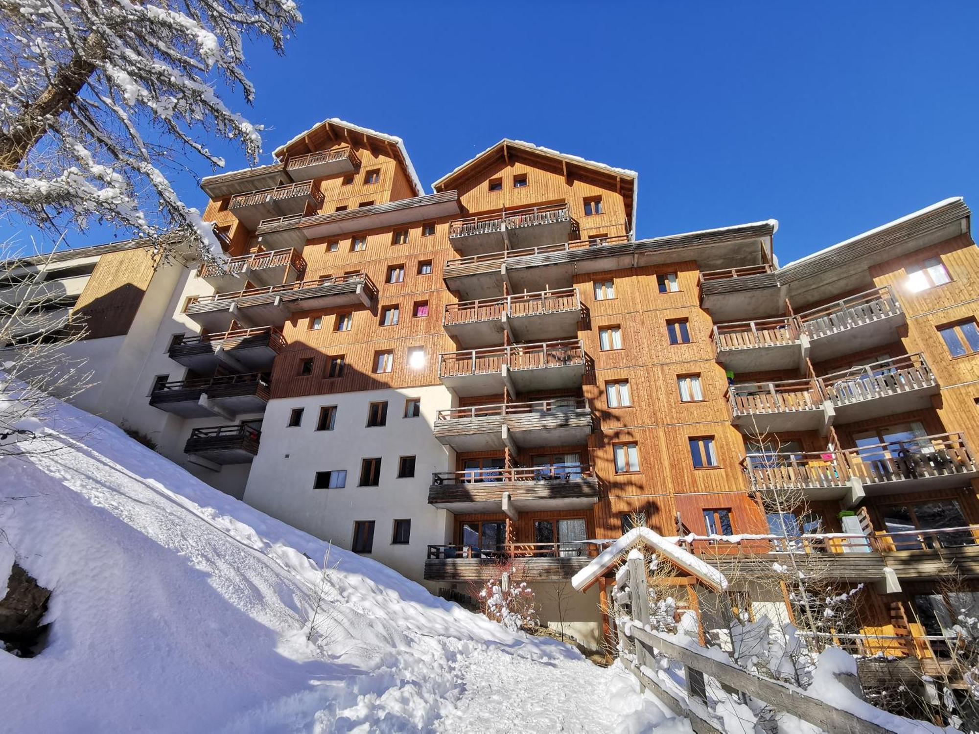 Апартаменты Le Hameau Des Ecrins Пюи-Сен-Венсан Экстерьер фото